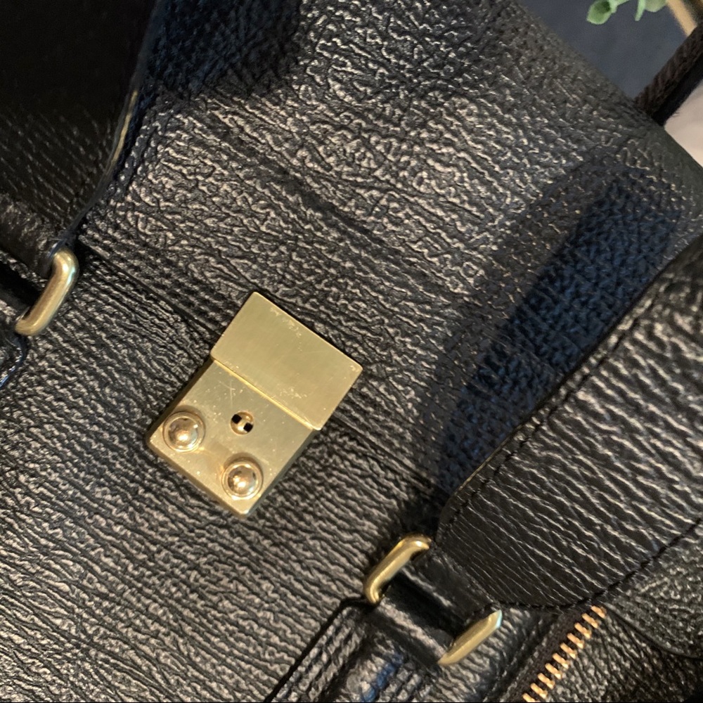 3.1 PHILLIP LIM MEDIUM PASHLI BLACK! - Picture 2 of 8